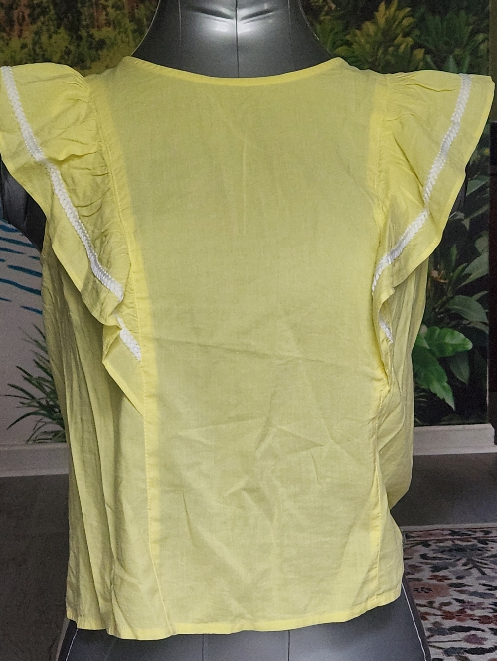 NWT Banana Republic Women Yellow Ruffle Sleeve Blouse XS Lightweight Summer Top